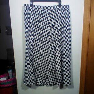 Nwot Shein Clasi Pus Checkered board Print Plate skirt| Shein USA Size: 2XL